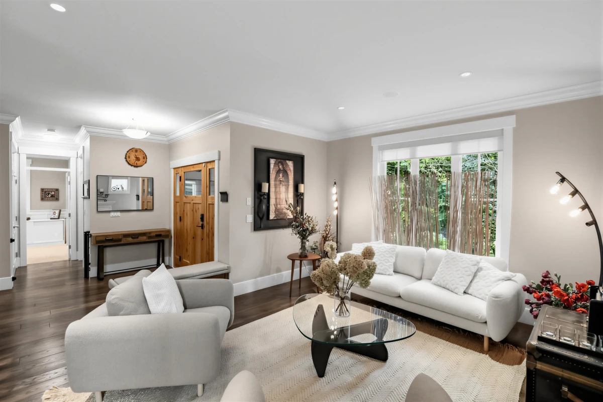 Family Room Photo of 1376 Dyck Road, North Vancouver, BC