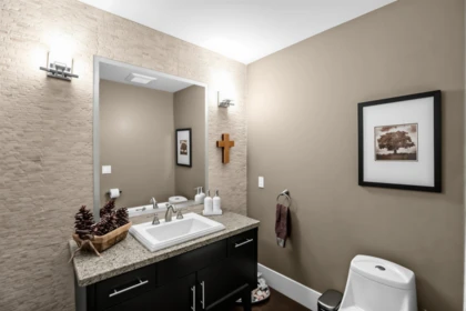 Primary Bedroom Photo of 1376 Dyck Road, North Vancouver, BC