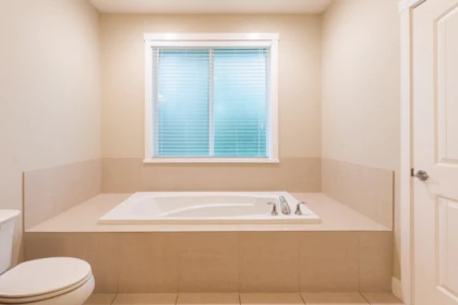Mudroom Photo of 8228 171a Street, Surrey, BC