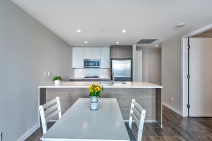 Kitchen Island Photo of 2909 4485 Skyline Drive, Burnaby, BC