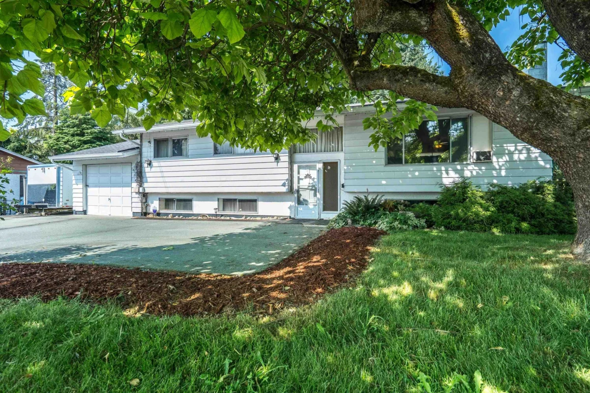 Exterior Rear Photo of 2141 Ware Street, Abbotsford, BC