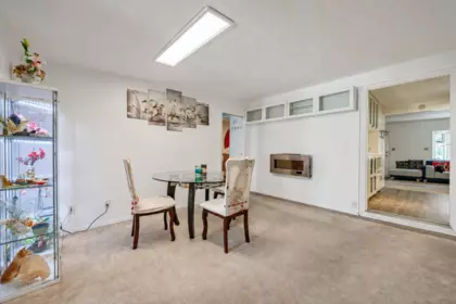 Breakfast Nook Photo of 3335 Dieppe Drive, Vancouver, BC