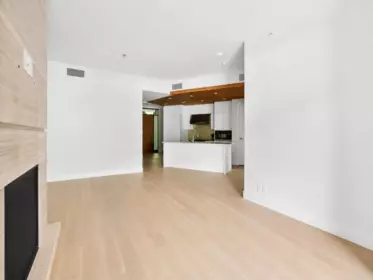 405 6687 Nelson Avenue, West Vancouver, BC, West Vancouver — Apartment/Condo for sale