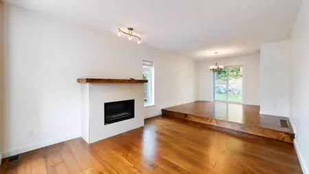 40735 Thunderbird Ridge, Squamish, BC, Squamish — Single Family Residence for sale