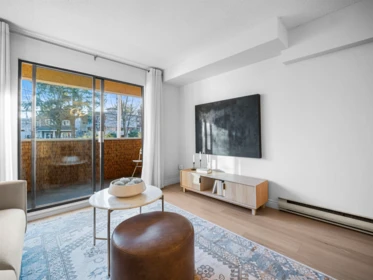 313 975 E Broadway, Vancouver, BC, Vancouver — Apartment/Condo for sale