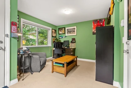 Swimming Pool Photo of 20 33321 George Ferguson Way, Abbotsford, BC