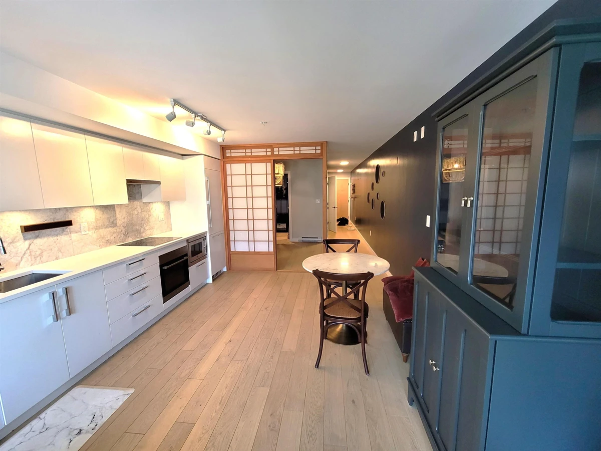 Family Room Photo of 211 2508 Fraser Street, Vancouver, BC