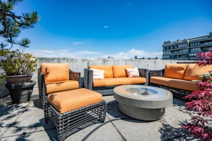 Outdoor Patio Photo of 313 674 Leg In Boot Square, Vancouver, BC