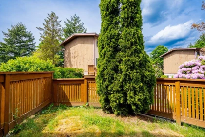 Garden / Landscaping Photo of 5 310 Highland Way, Port Moody, BC