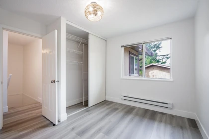 Hallway Photo of 5 310 Highland Way, Port Moody, BC