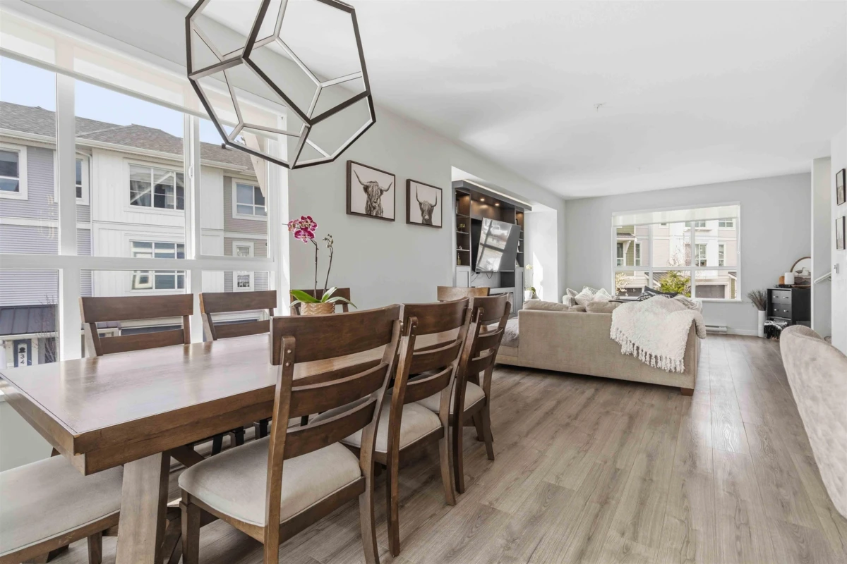 Family Room Photo of 116 8335 Nelson Street, Mission, BC