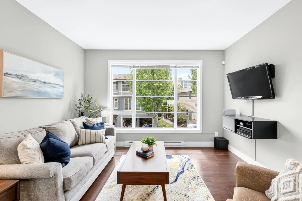 Family Room Photo of 58 15405 31 Avenue, Surrey, BC