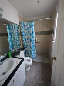 Primary Bathroom Photo of 2935 E 17th Avenue, Vancouver, BC