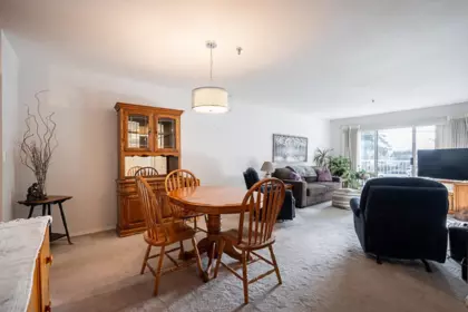 219 33535 King Road, Abbotsford, BC, Abbotsford — Apartment/Condo for sale