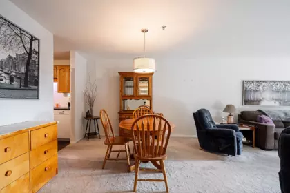 219 33535 King Road, Abbotsford, BC, Abbotsford — Apartment/Condo for sale