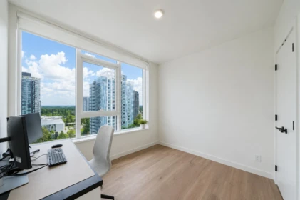 Entry Foyer Photo of 2410 10448 University Drive, Surrey, BC