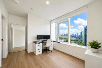 Mudroom Photo of 2410 10448 University Drive, Surrey, BC