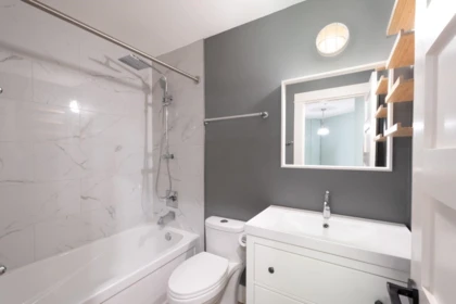 Basement Recreation Room Photo of 310 1177 Hornby Street, Vancouver, BC