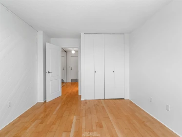 Laundry Room Photo of 1605 145 St. Georges Avenue, North Vancouver, BC