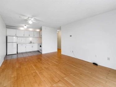 Primary Bedroom Photo of 1605 145 St. Georges Avenue, North Vancouver, BC