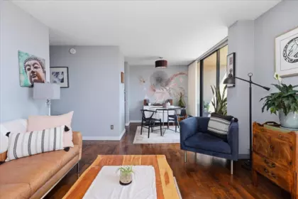 Breakfast Nook Photo of 1503 1816 Haro Street, Vancouver, BC