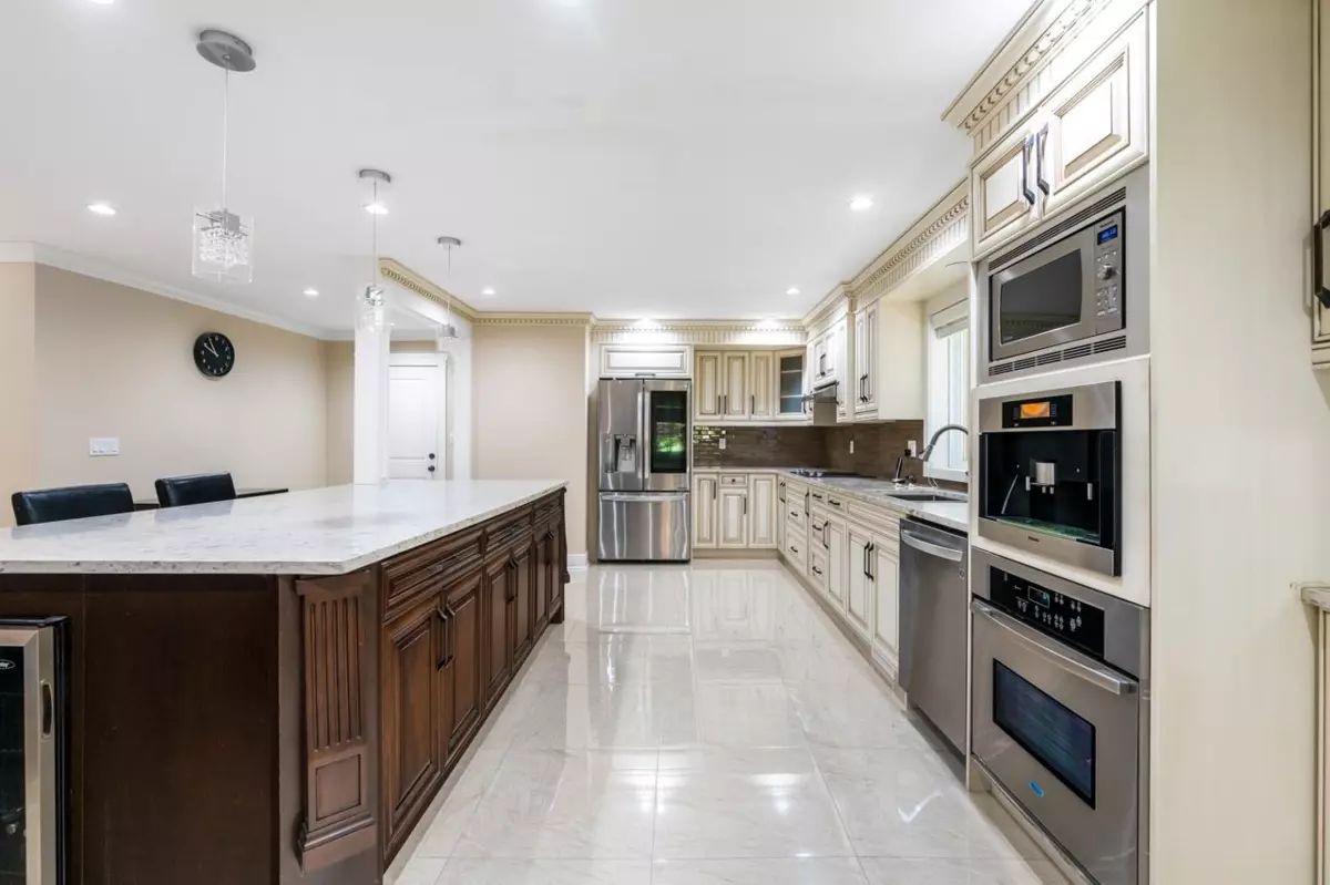 Family Room Photo of 5420 Elwyn Drive, Burnaby, BC