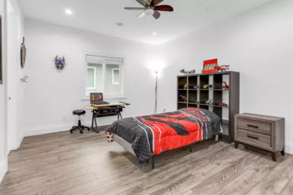Entry Foyer Photo of 7869 167 Street, Surrey, BC