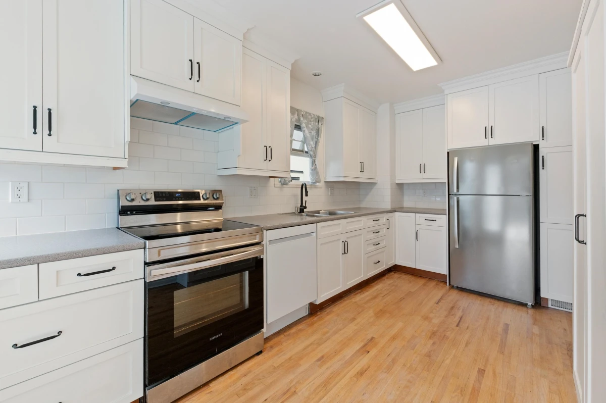 Family Room Photo of 2744 W 10th Avenue, Vancouver, BC