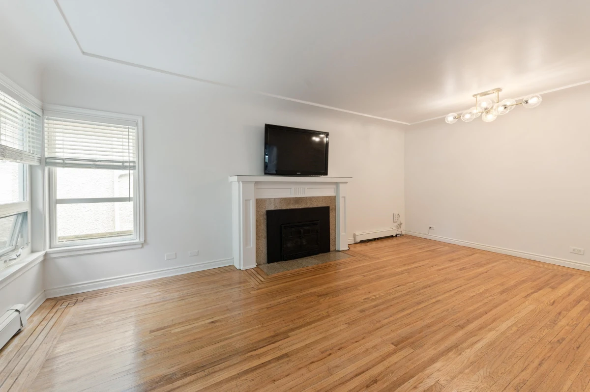 Living Room Photo of 2744 W 10th Avenue, Vancouver, BC