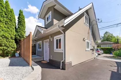 Laundry Room Photo of 2744 W 10th Avenue, Vancouver, BC