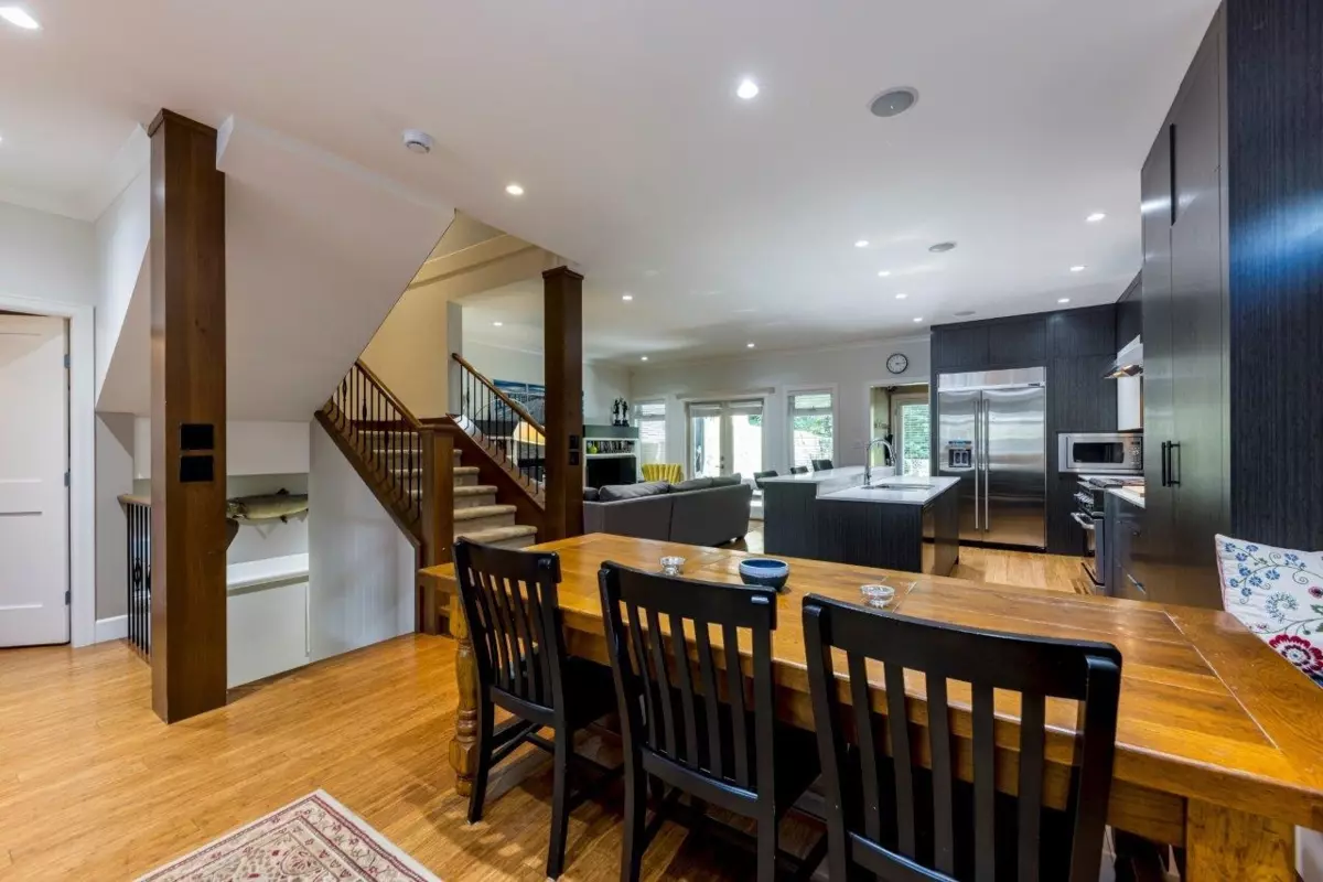 Living Room Photo of 1426 Draycott Road, North Vancouver, BC