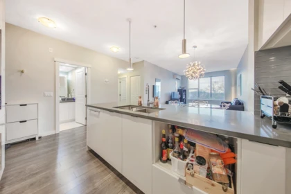 Kitchen Island Photo of 521 9311 Alexandra Road, Richmond, BC