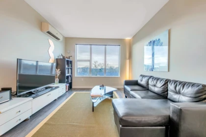521 9311 Alexandra Road, Richmond, BC, Richmond — Apartment/Condo for sale