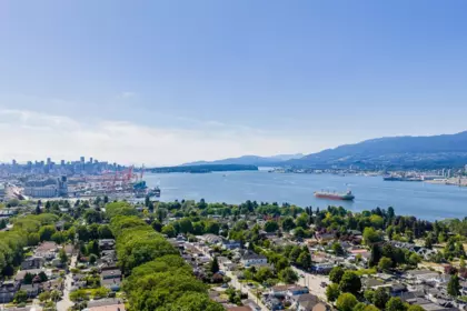 Swimming Pool Photo of 2877 Cambridge Street, Vancouver, BC