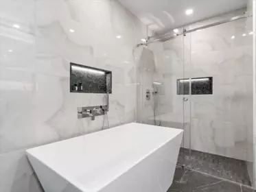 Powder Room Photo of 705 1342 Johnston Road, White Rock, BC