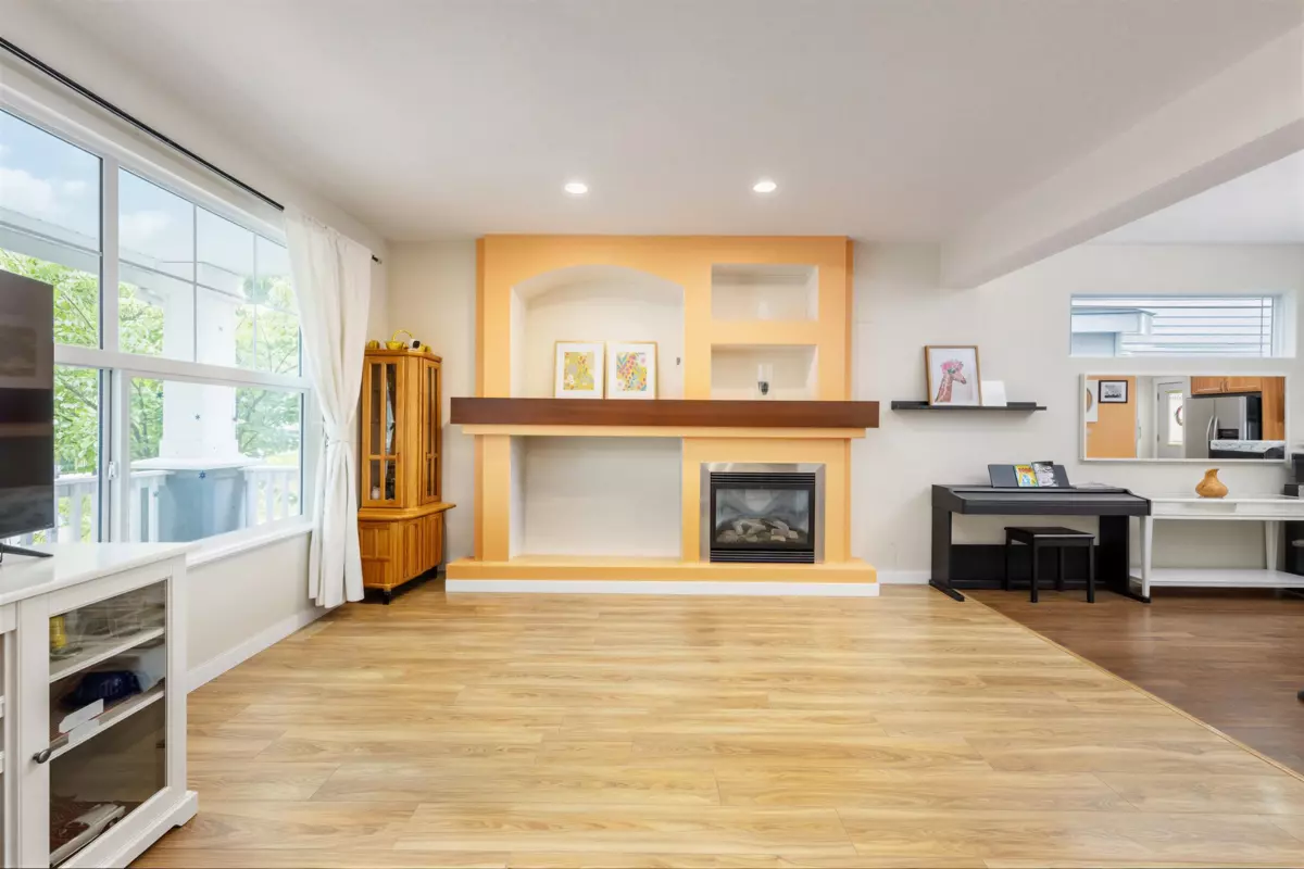 Family Room Photo of 15186 61a Avenue, Surrey, BC