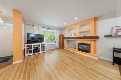 15186 61a Avenue, Surrey, BC, Surrey — Single Family Residence for sale