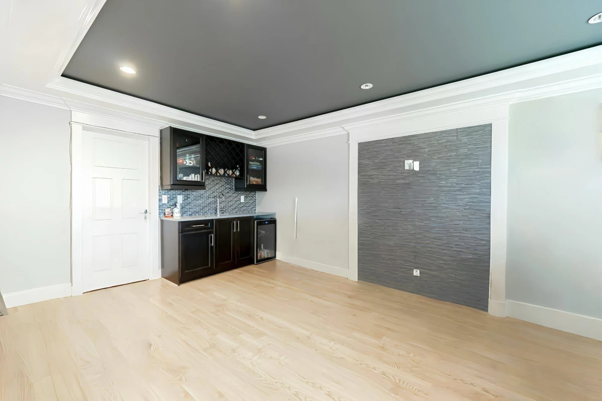 Family Room Photo of 520 Ewen Avenue, New Westminster, BC