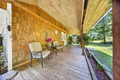 Primary Bedroom Photo of 50994 O'byrne Road, Chilliwack, BC
