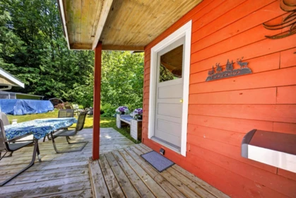 Staircase Photo of 50994 O'byrne Road, Chilliwack, BC