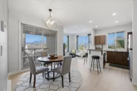 410 2478 Shaughnessy Street, Port Coquitlam, BC