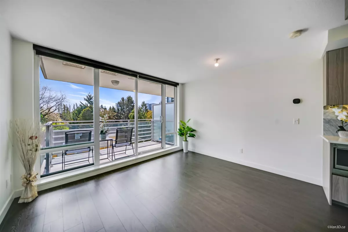Family Room Photo of 618 8800 Hazelbridge Way, Richmond, BC