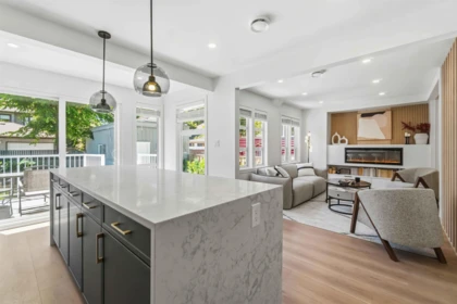 Kitchen Island Photo of 3534 W 17th Avenue, Vancouver, BC