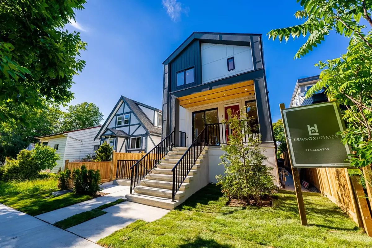 Exterior Rear Photo of 3 1845 E 51st Avenue, Vancouver, BC