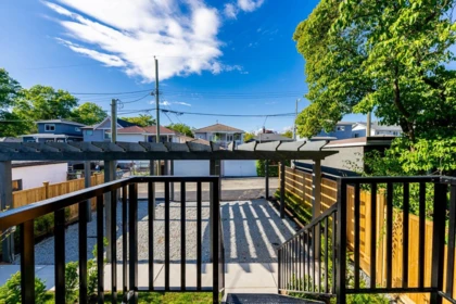 Mudroom Photo of 3 1845 E 51st Avenue, Vancouver, BC