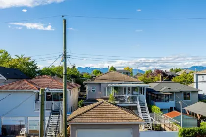 Outdoor Patio Photo of 3 1845 E 51st Avenue, Vancouver, BC