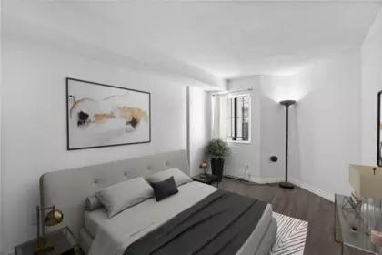 Laundry Room Photo of 207 1270 Robson Street, Vancouver, BC