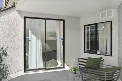Swimming Pool Photo of 207 1270 Robson Street, Vancouver, BC