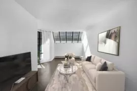 207 1270 Robson Street, Vancouver, BC