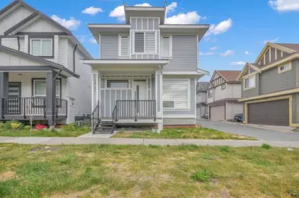 19121 67 Avenue, Surrey, BC, Surrey — Single Family Residence for sale